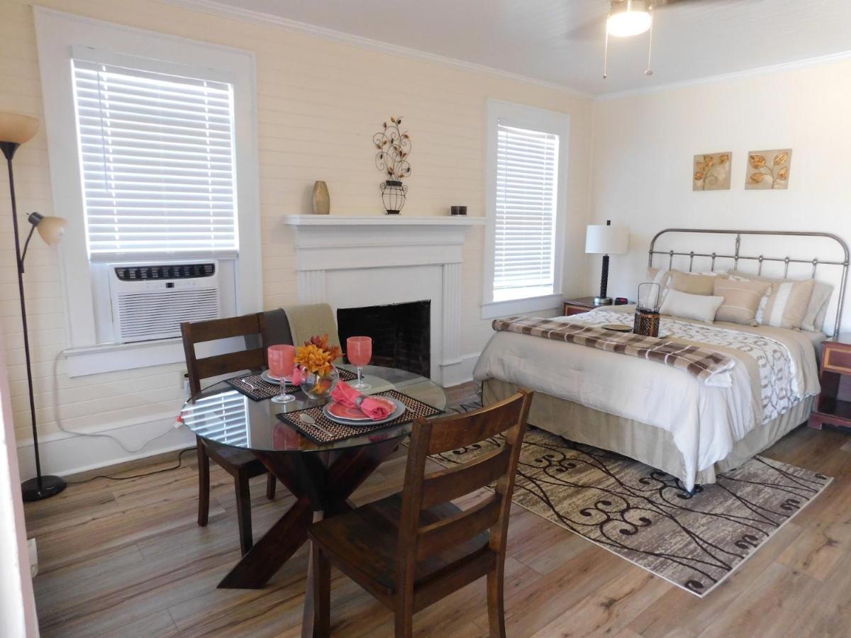 Lawrence Village Bed And Breakfast Swainsboro Exterior foto