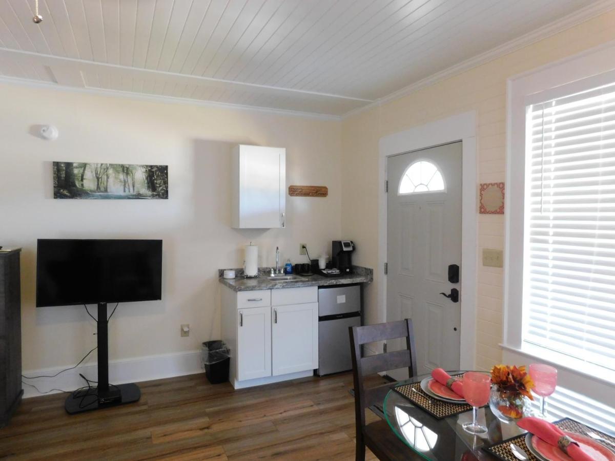 Lawrence Village Bed And Breakfast Swainsboro Exterior foto